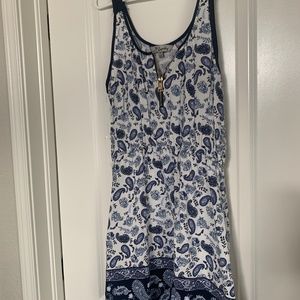 Women’s dress
